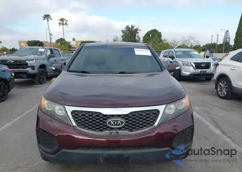 2013 Kia Sorento Lx z USA, uszkodzony, nr VIN 5XYKTDA64DG399070